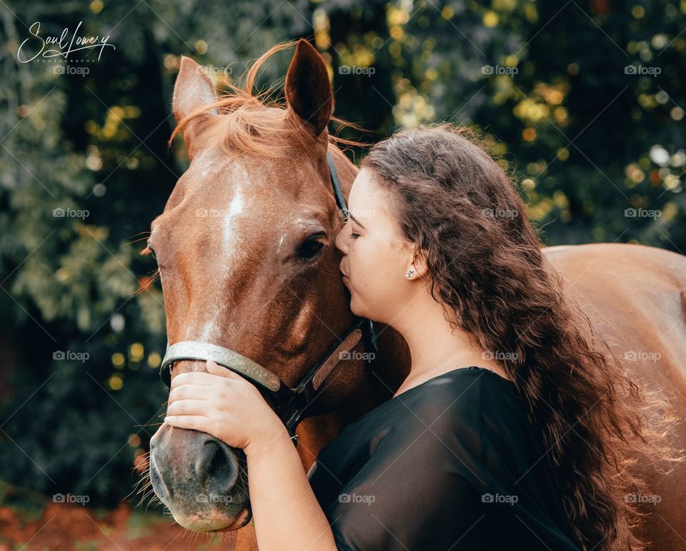 Old town road photo shoot. Love this, horse kisses and capturing moments to remember.