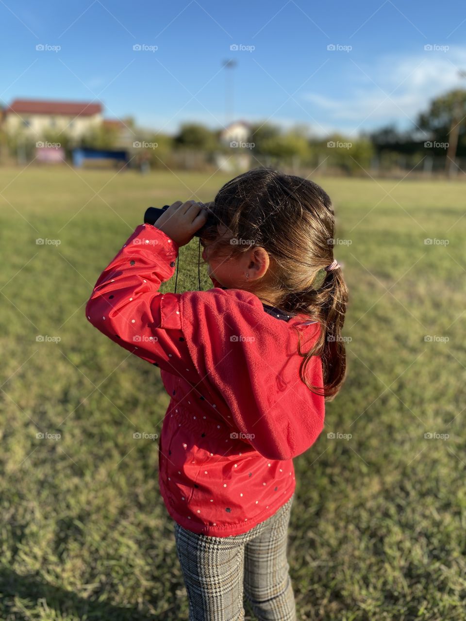 Binoculars 