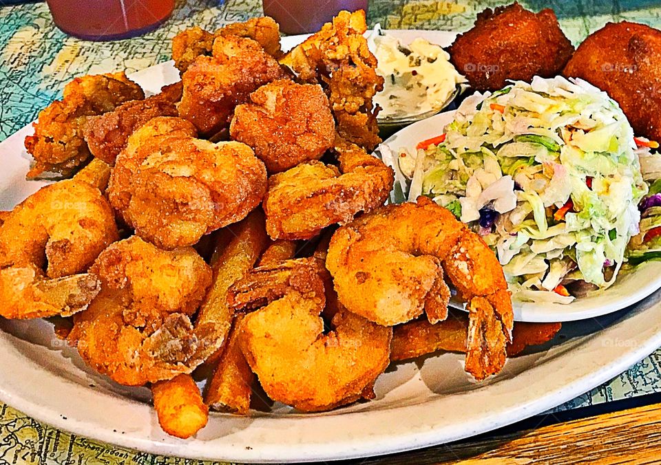 Fried shrimp and coleslaw 