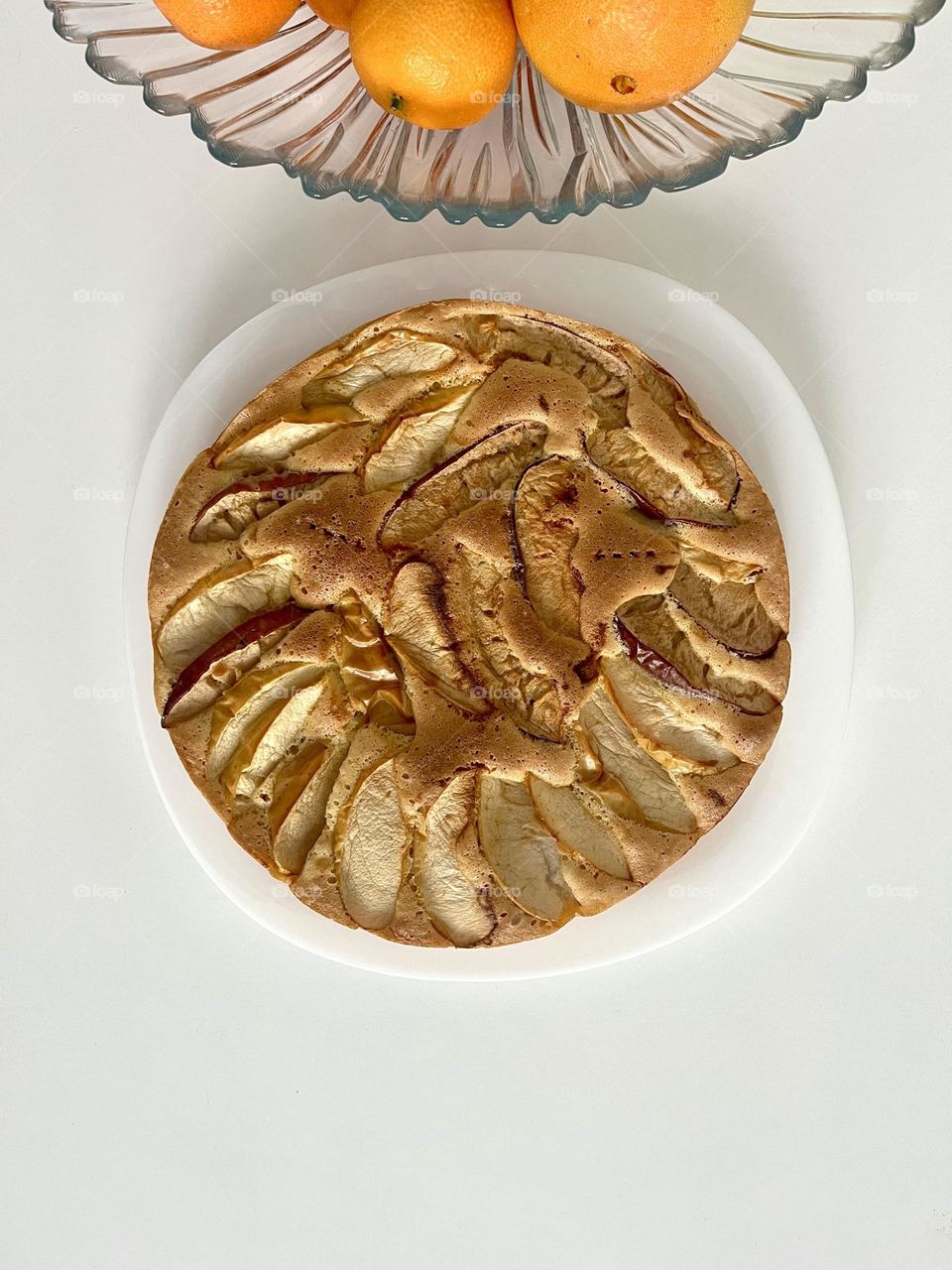 Pie with apples 