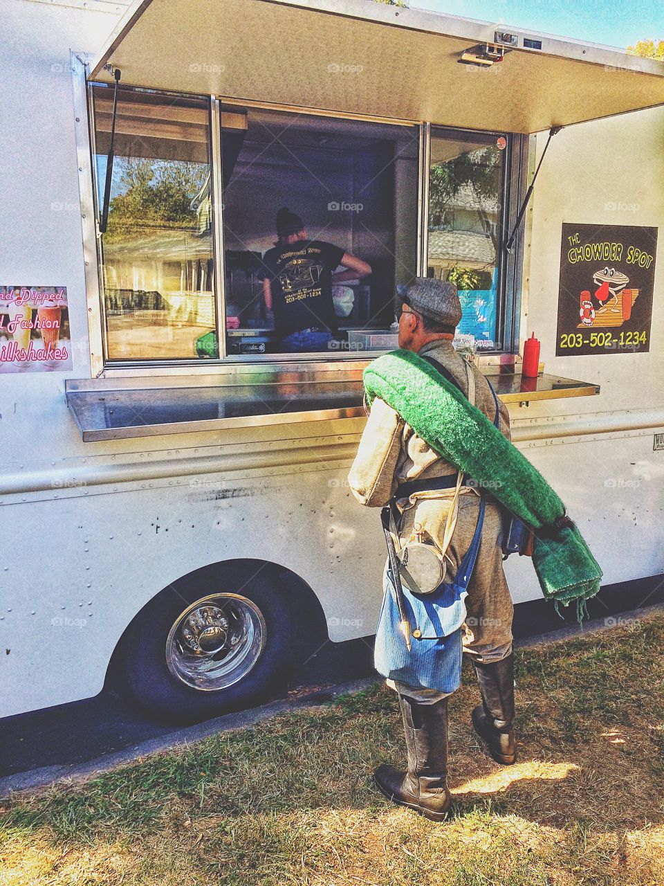 Even civil war soldiers like food trucks..... 