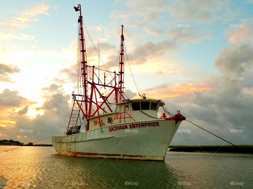 shrimp boat sunrise