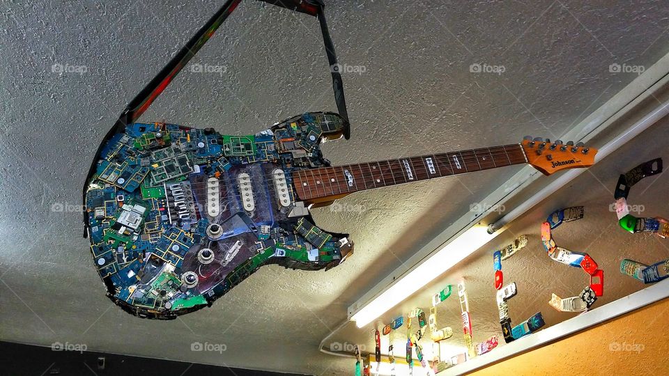 musical wireless guitar!