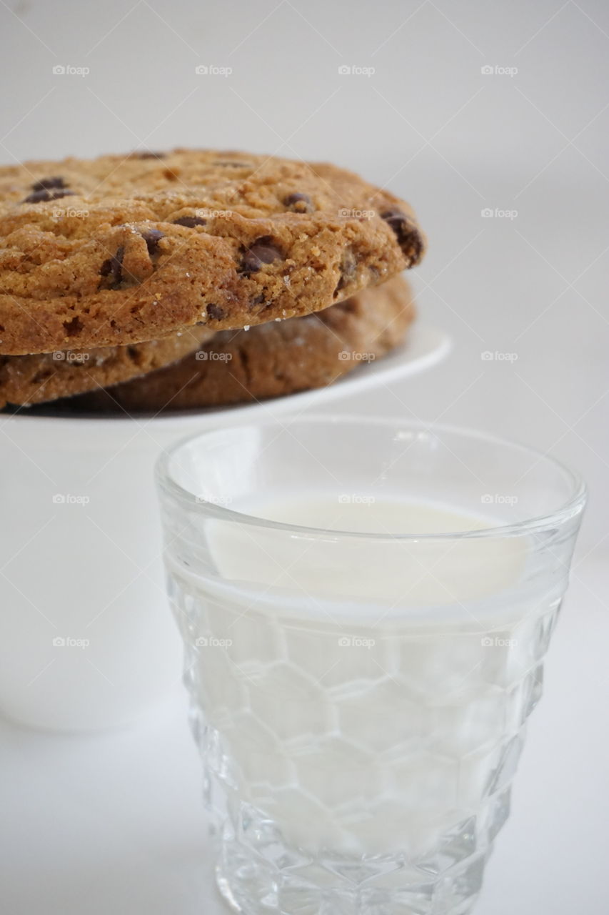 Milk and cookies 