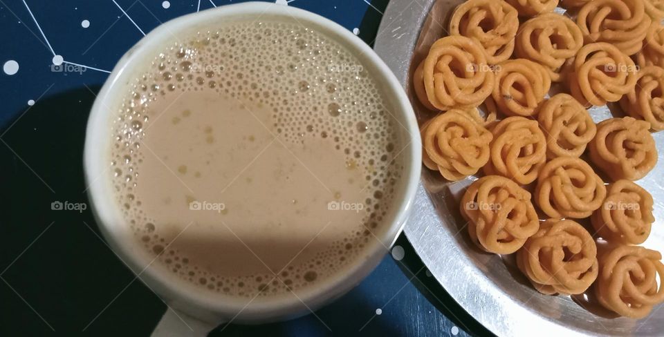 Tea is most popular drink on India. In morning and in evening they want to drink tea. when we drink this sweet and hot tea, with eating snacks feel very tasty 😋 likes everyone. This rice flour Murukku very tasty snacks. like to eat with tea time.