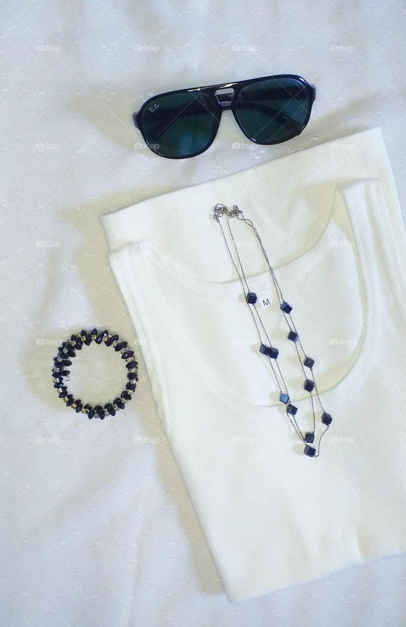 Black and white summer outfits for girls/ladies - black necklace, black bracelet , sunglasses, and white top