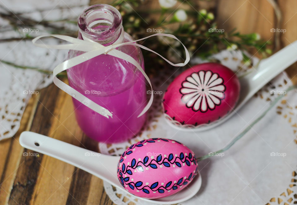 Easteregg pink bottle spring