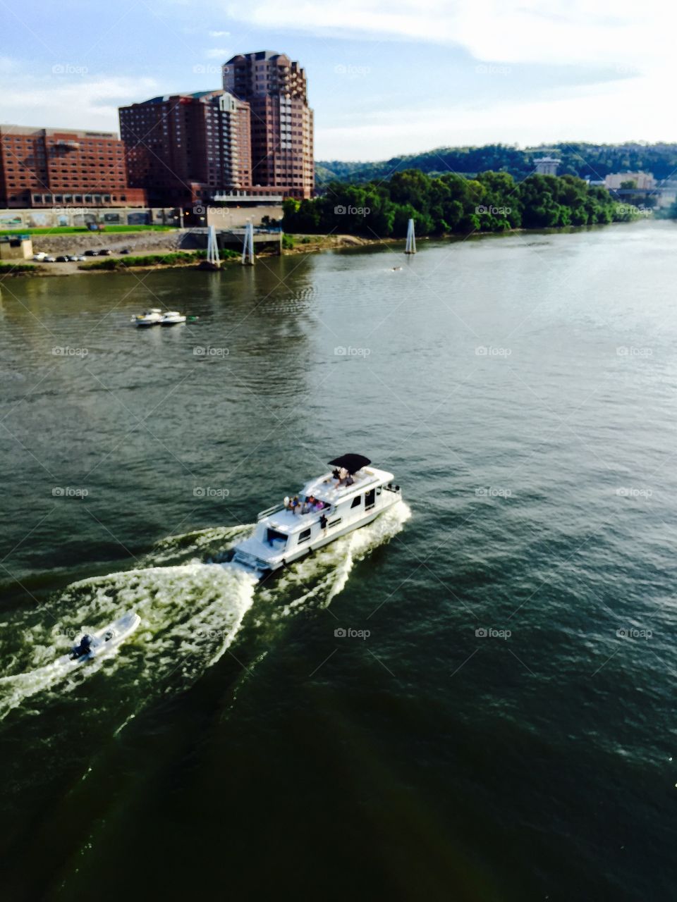 Cruising on the Ohio River