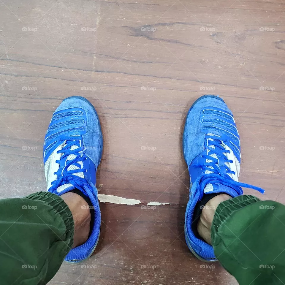 blue shoes