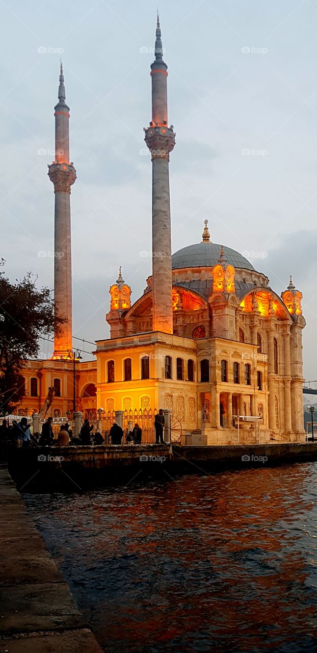 Hello
Please like my pictures and follow me
Thank you