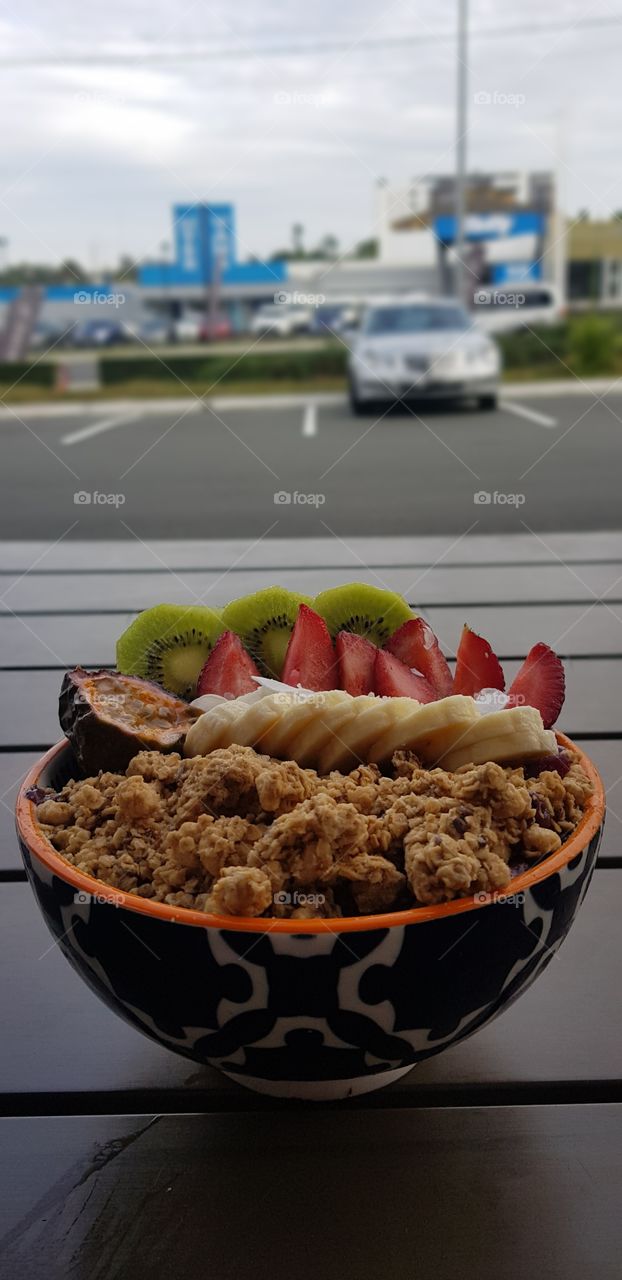 Granola topped acai bowl