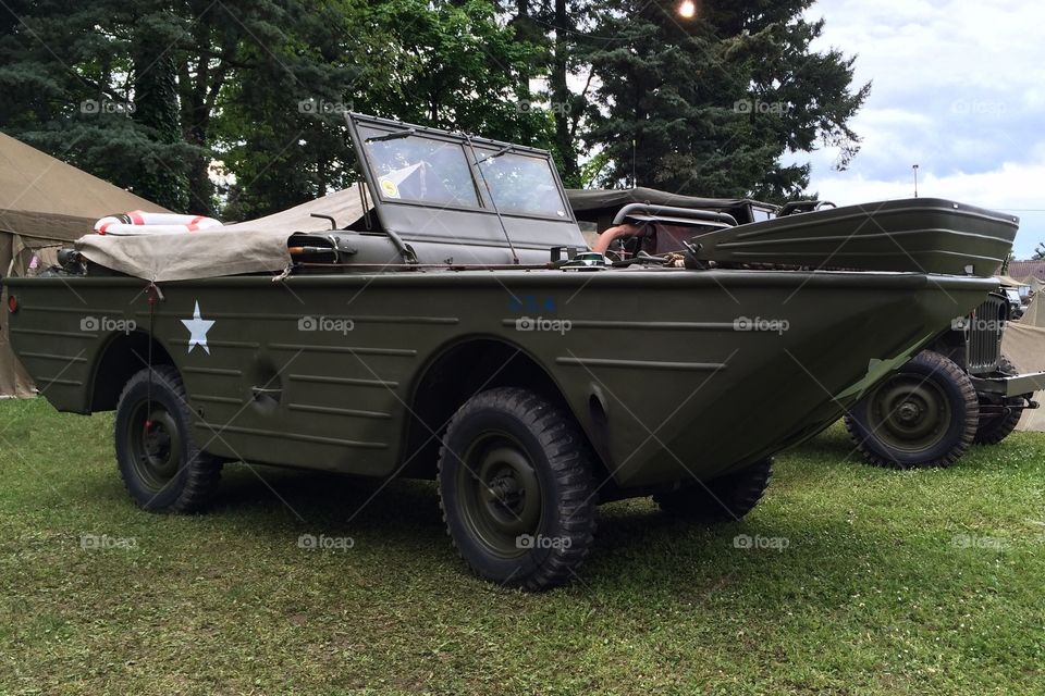 Véhicule amphibie 2nde Guerre Mondiale