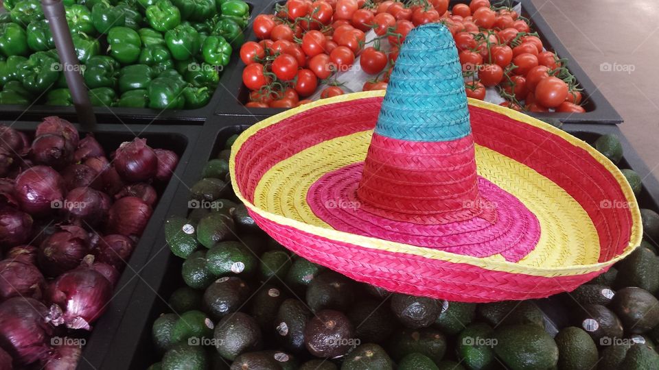 sombrero hat and avacatos