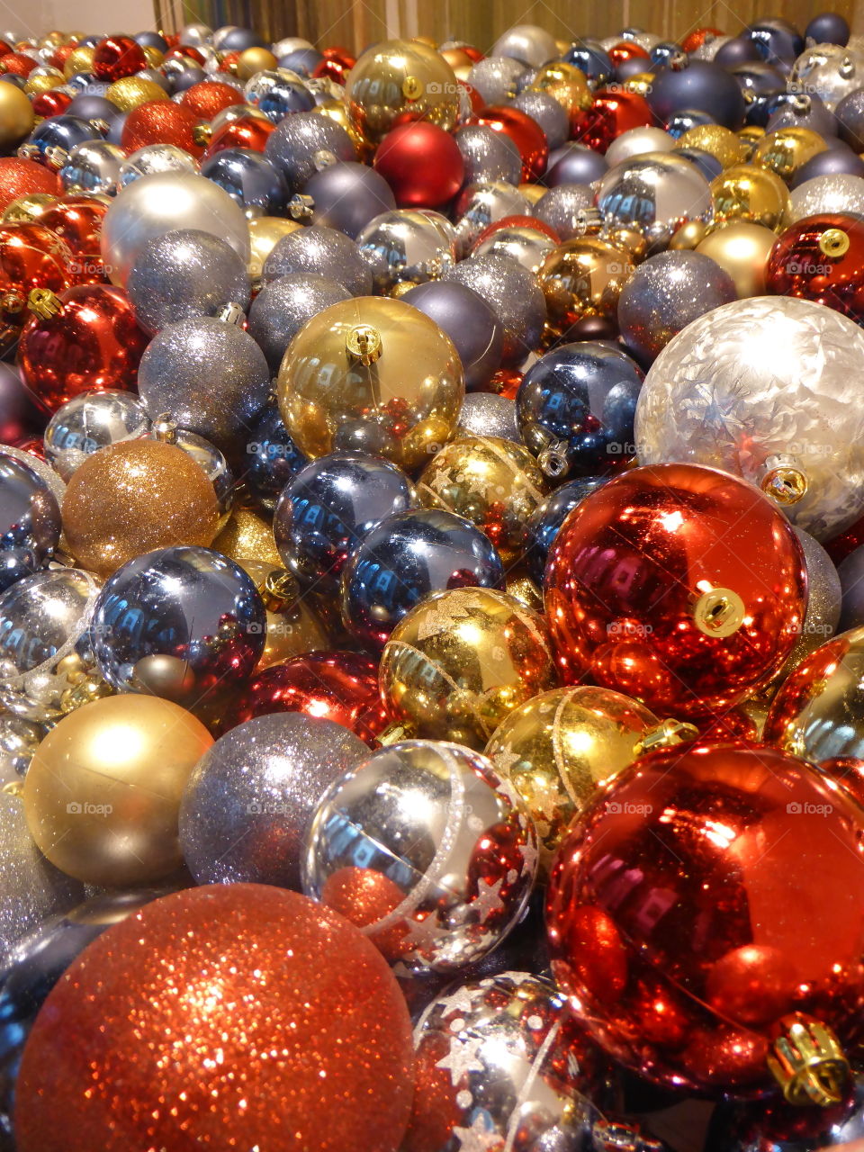 Multi colored shiny balls