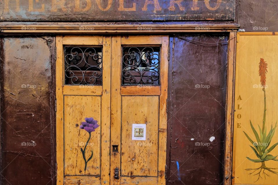 Beautifully painted
Door
