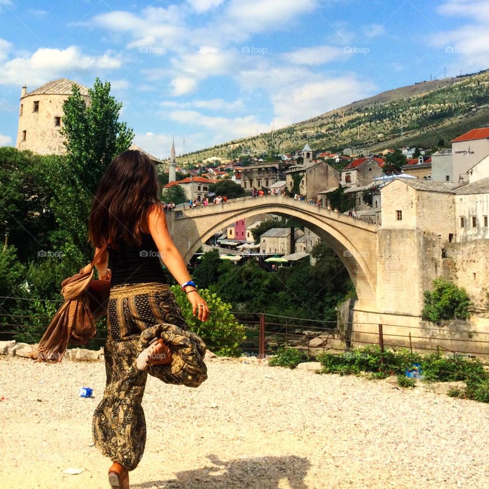 Pirouette in front of the Old Bridge, Mostar