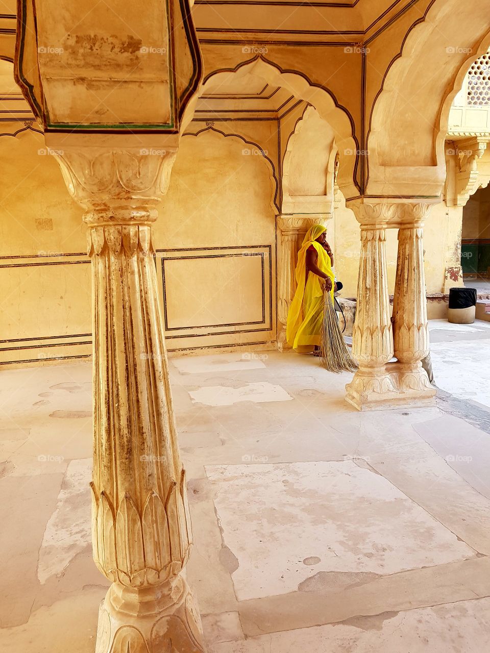 amber fort cleaner