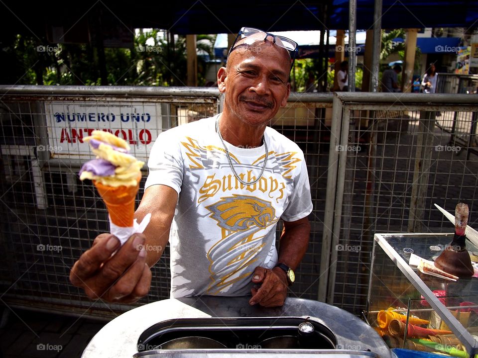 ice cream vendor