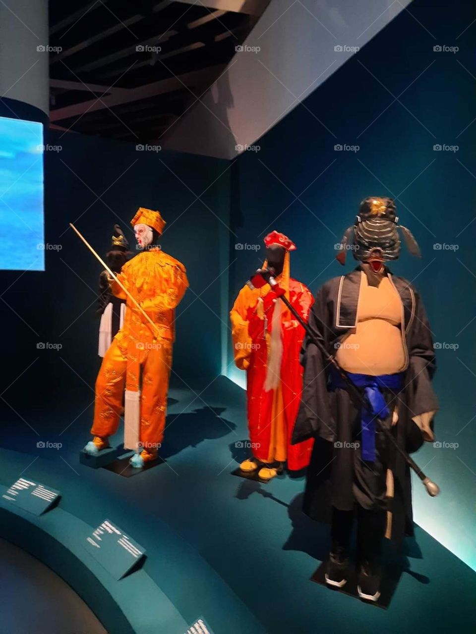 Tượng thầy trò đường tăng.