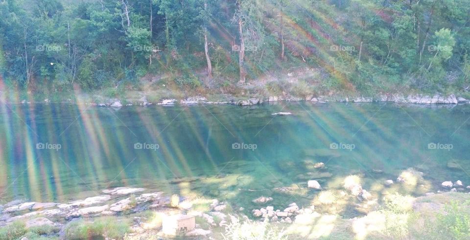 Morning sun rays over Gorges du Tarn