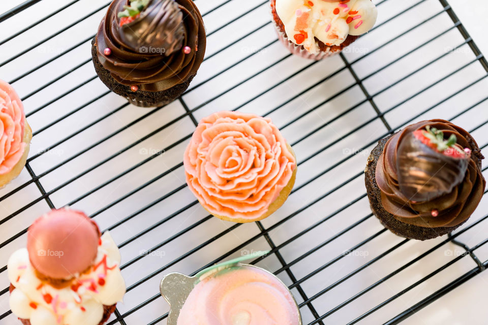 Cupcakes flat lay