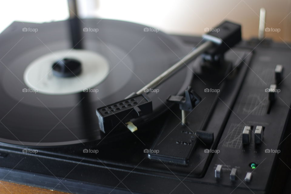 Vinyl record player