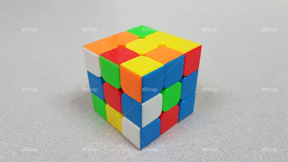 Rubik's minimalism