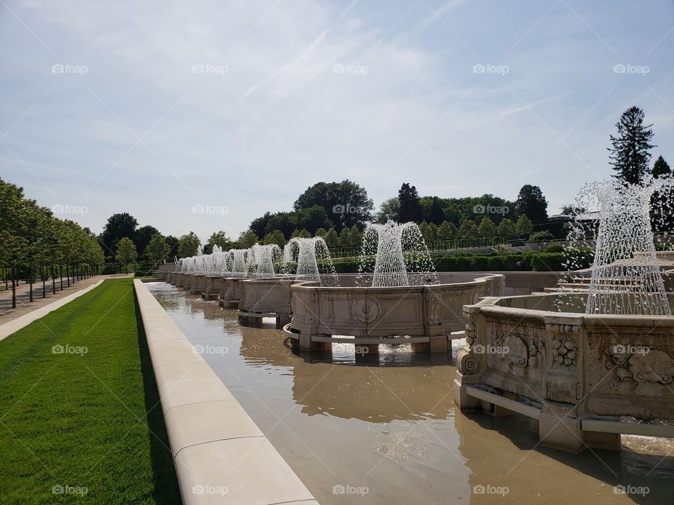 fountain row