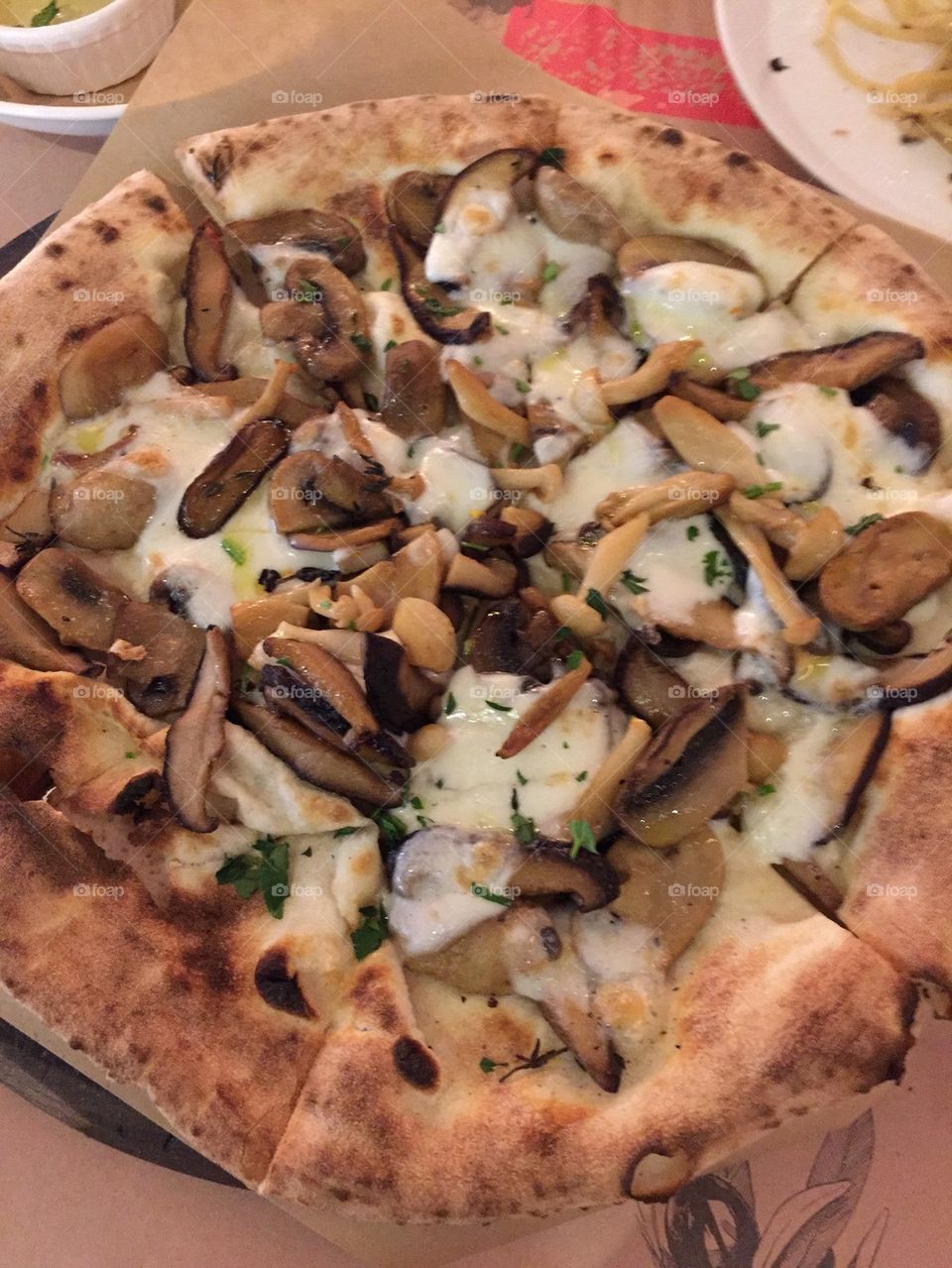 Mushroom pizza