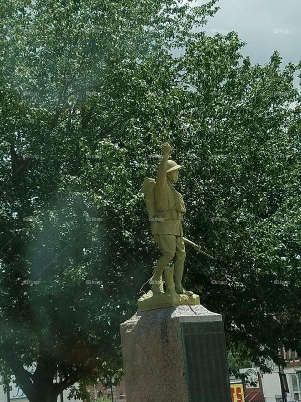 statue in southern Missouri