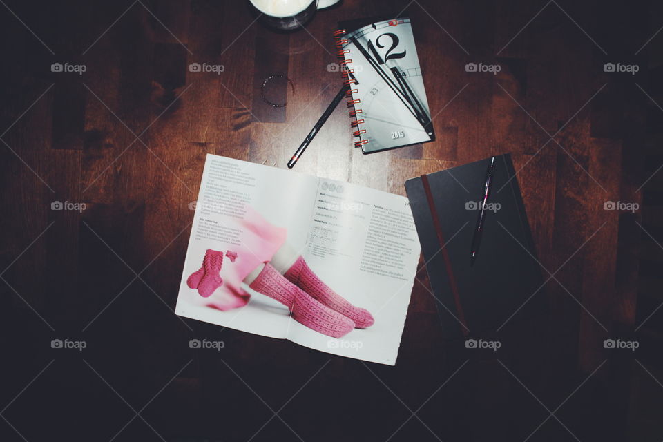 desk from above . challenge 