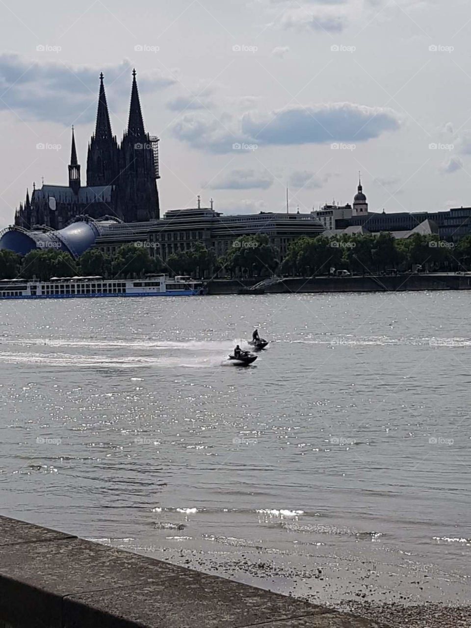 Rhein Köln
