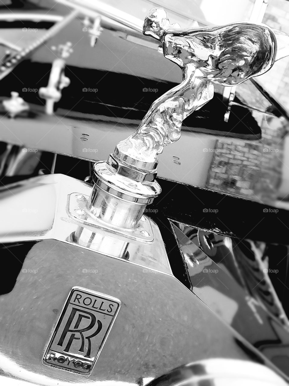 rolls Royce car antique black white