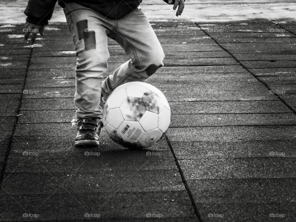 Street Soccer Black & White 