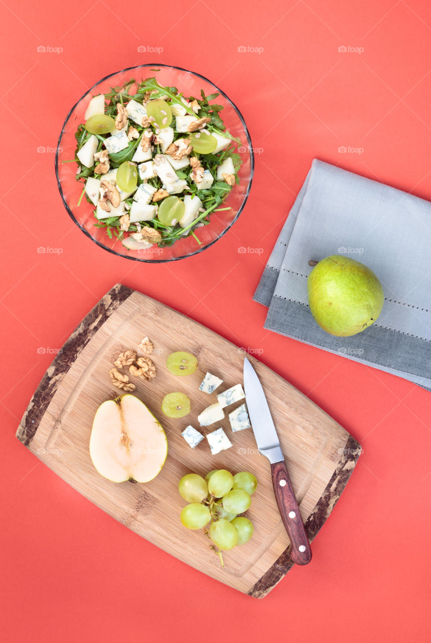 Salad with fresh fruits and vegetables