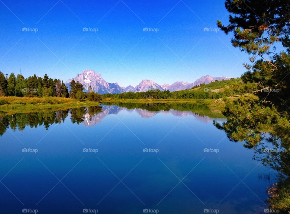 Wyoming mountains & lake