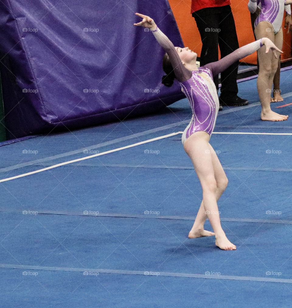 gymnastics floor exercise