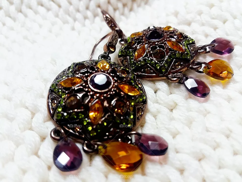 EARING