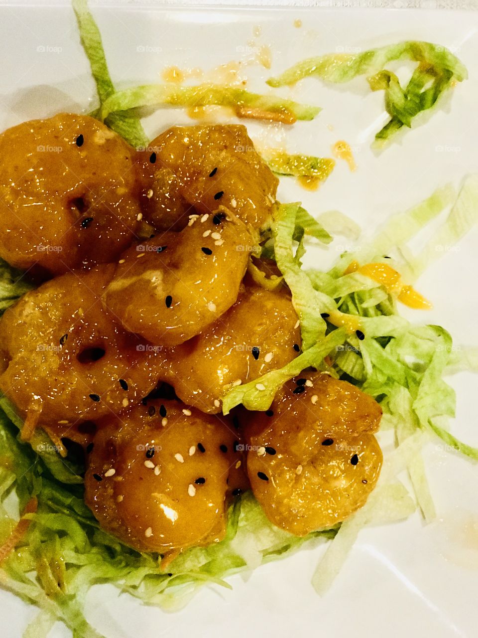 Chinese Crispy Shrimp With Creamy Sriracha Sauce