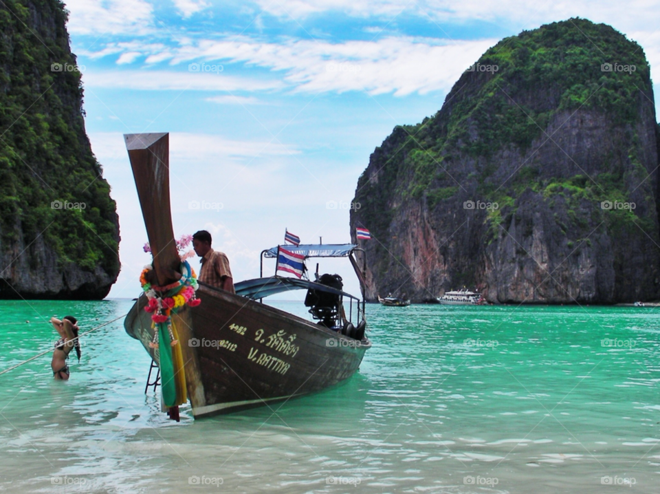 sky sea boat thailand by twilite