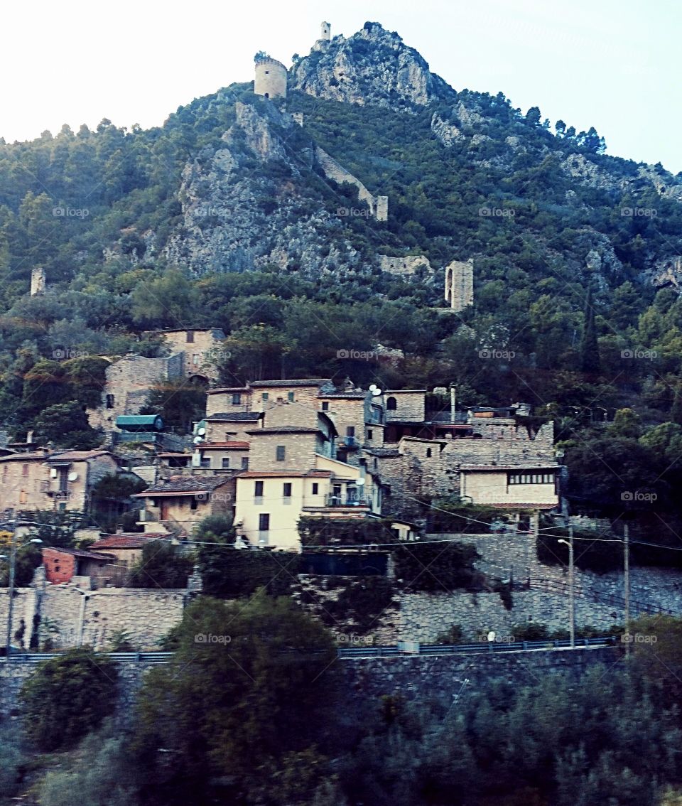 houses on the mountain