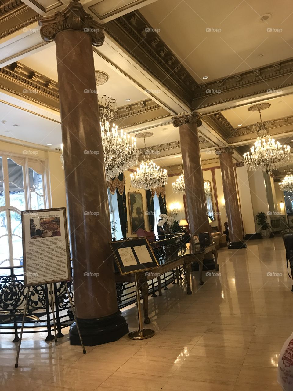 Le Pavilion New Orleans Hotel 