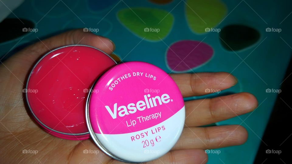 Vaseline lip therapy rosy lips close view