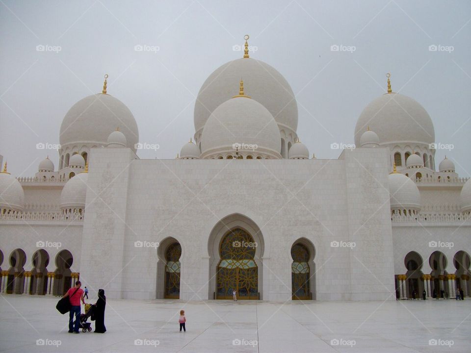 Sheikh Zayed grand mosque in Abu Dhabi 