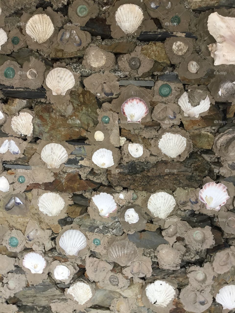 Shell grotto pattern