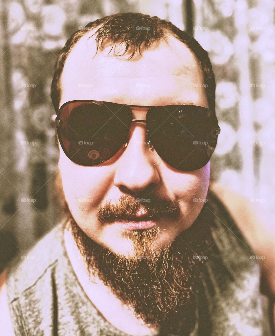 Beard man of sunglasses portrait