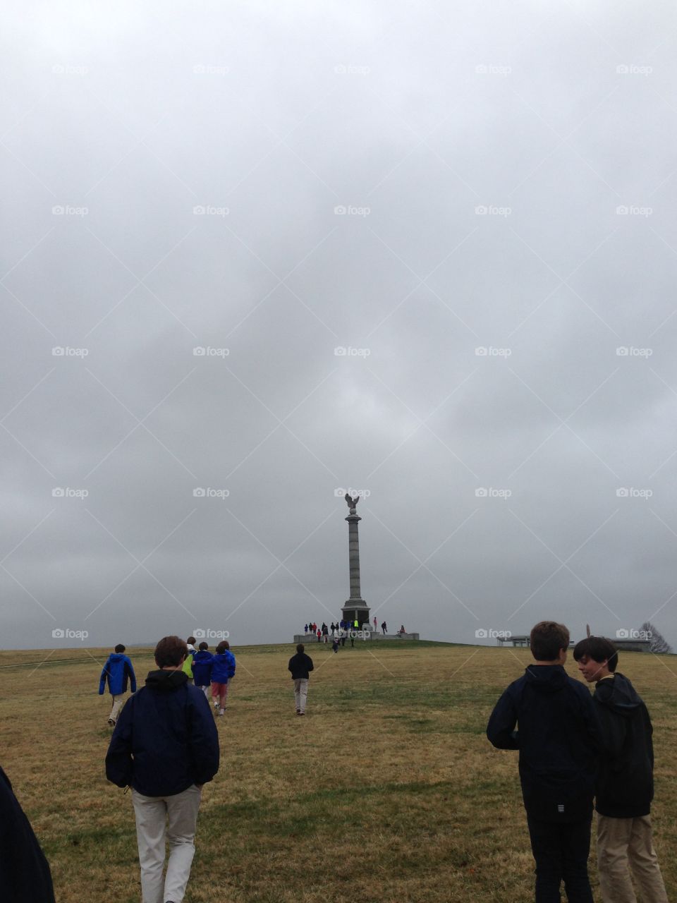 Gettysburg field trip school . Gettysburg field trip with school. Cloudy sky, clouds, statue. 