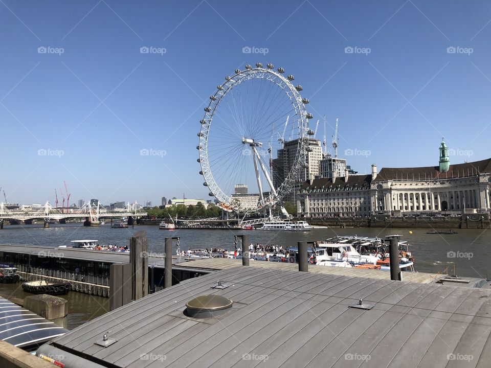 London Eye and harbor