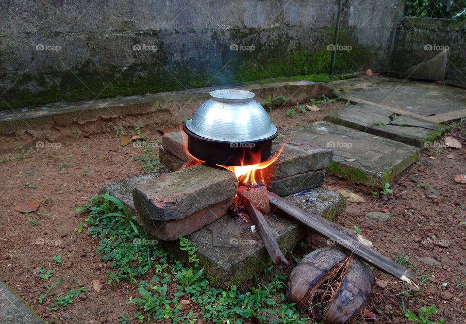 Firewood cooker
