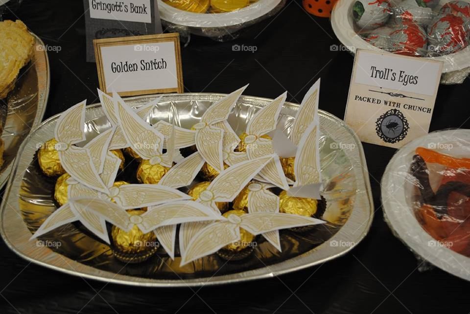 Golden snitch snacks 